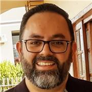 Possui graduação em Direito pela Universidade de Araraquara - UNIARA (2005); Pós-Graduação Latu Sensu Especialização em Direito Tr